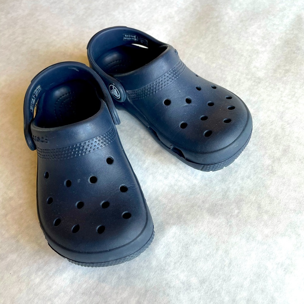 Navy Blue Kids Crocs 11